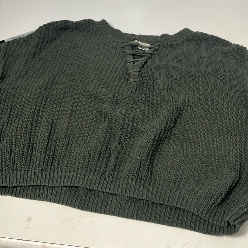 Kaisely Small Green Chunky Knit Cropped Long Sleeve V Neck Criss Cross Sweater